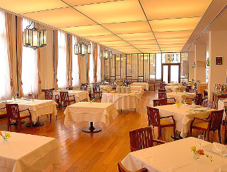 レストラン　ラ・トゥール