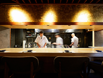 NK 蕎麦屋の2階／株式会社レストレ