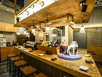 串揚げとワイン はち