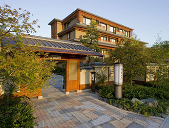 京都嵐山温泉　花伝抄