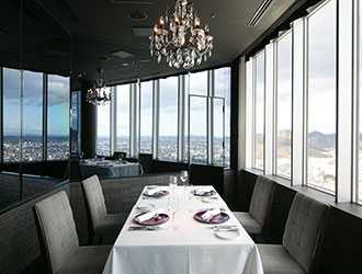 forty three（株式会社ゼットン）