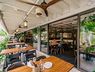 ALOHA STEAK HOUSE（株式会社ゼットン）