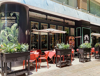 パリアッチョ　丸の内仲通り