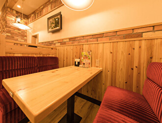 コメダ珈琲店 新宿靖国通り店／GYRO HOLDINGS 株式会社