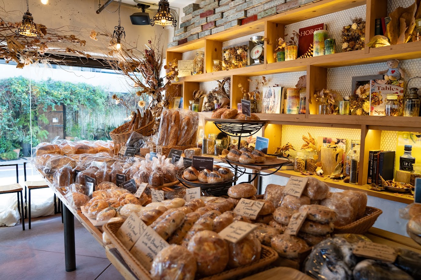 バルティザン ブレッドファクトリー／株式会社グローバルダイニング