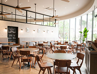 BUSHWIC GRILL（ブッシュウィック グリル）さいたま新都心コクーンシティ店