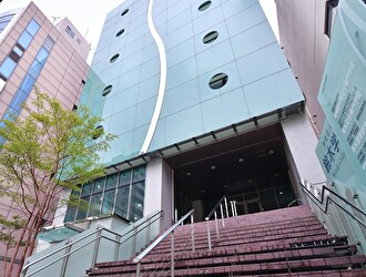 厚木総合専門学校(学校法人 鈴木学園)