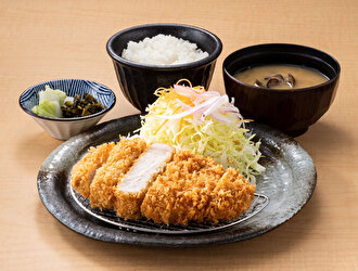 とんかつ神楽坂さくら 日吉店／株式会社レインズインターナショナル