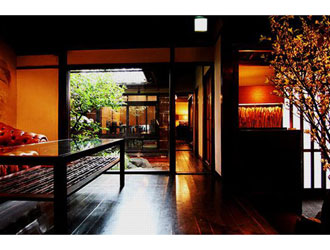 スコルピオーネ　祇園