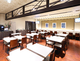 CAFÉ＆LOUNGE OASIS 京都店／株式会社共立オアシス