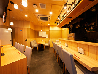 魚肴マル （サカナマル）／株式会社レストレ