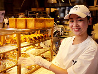 TRUFFLE mini JR横浜中央北改札店（トリュフ ミニ）／株式会社ドレステーブル