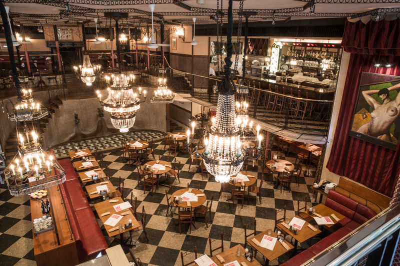 カフェ ラ・ボエム　白金／株式会社グローバルダイニング