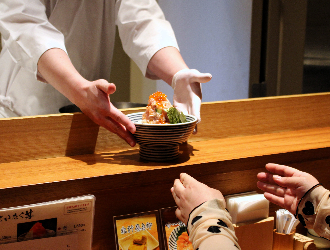 日本橋海鮮丼 つじ半 室町店（株式会社MTK）