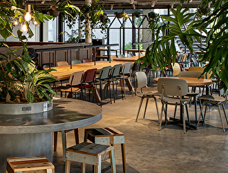 CAFE LA TERRACE （カフェ ラ テラス）／合同会社platos blancos