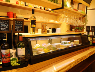 濃厚ワインとチーズのお店 カルネ&ヴィーノStand