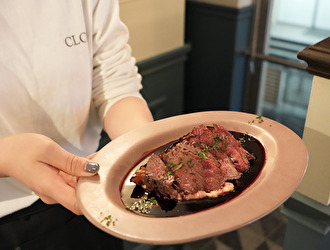 THE EAST INDIA COMPANY