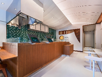 クリスプサラダワークス 飯田橋ファーストビル店