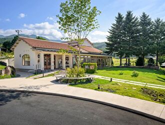 森のチーズテラス