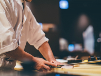 株式会社エムアンドケイ