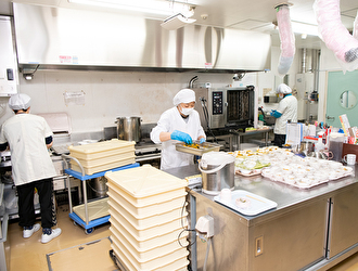 うちゅうこども園やまて／社会福祉法人翠峰会