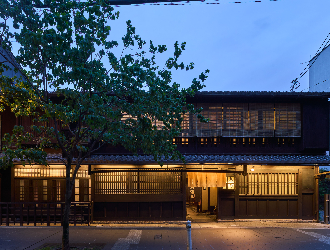 鳥彌三（とりやさ）