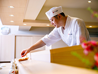 うまい鮨勘ゆとろぎ 太田飯塚店／株式会社アミノ