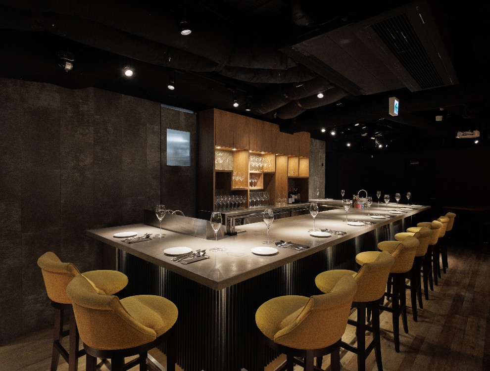 株式会社ブロードエッジ・リキュエール（WINE BISTRO Sommia）