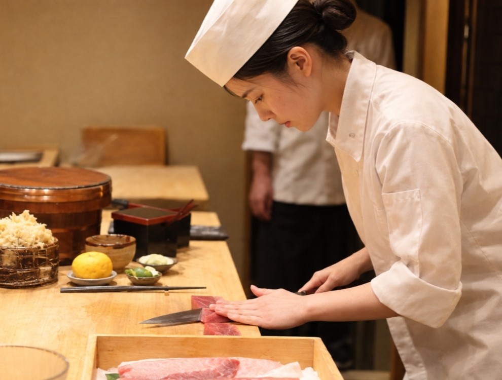 Tokyo Sushi Bowl 銀座店／株式会社CREST（クレスト）