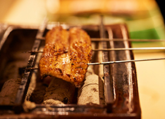 西麻布 鮨いち 店主自ら選び抜いた食材で織り成す逸品の数々と心配りでお客様をおもてなししましょう