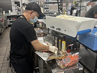 Paxs Distributors 求人