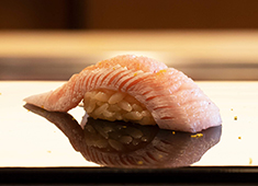 東京すしアカデミー株式会社 妥協のない1貫の提供に向け、基礎から応用まで幅広くお教えしていきます！