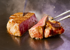 老松酒造株式会社 高級食材をふんだんに使ったコース料理を提供。あなたのサービスで、料理の魅力をさらに引き出してください！