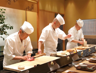 銀座 久兵衛 銀座久兵衛で、どこでも通用する江戸前寿司や和食の経験と技術を積みませんか。
