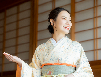 赤坂 伊真沁 求人