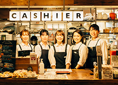 有限会社PUBLIC DINER アットホームでプロフェッショナルな仲間達が大集合！