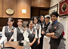 株式会社 銀座ソル 日本人をメインに、世界各国のスタッフも働いているから多様な国の美味しいまかないを食べることができます！